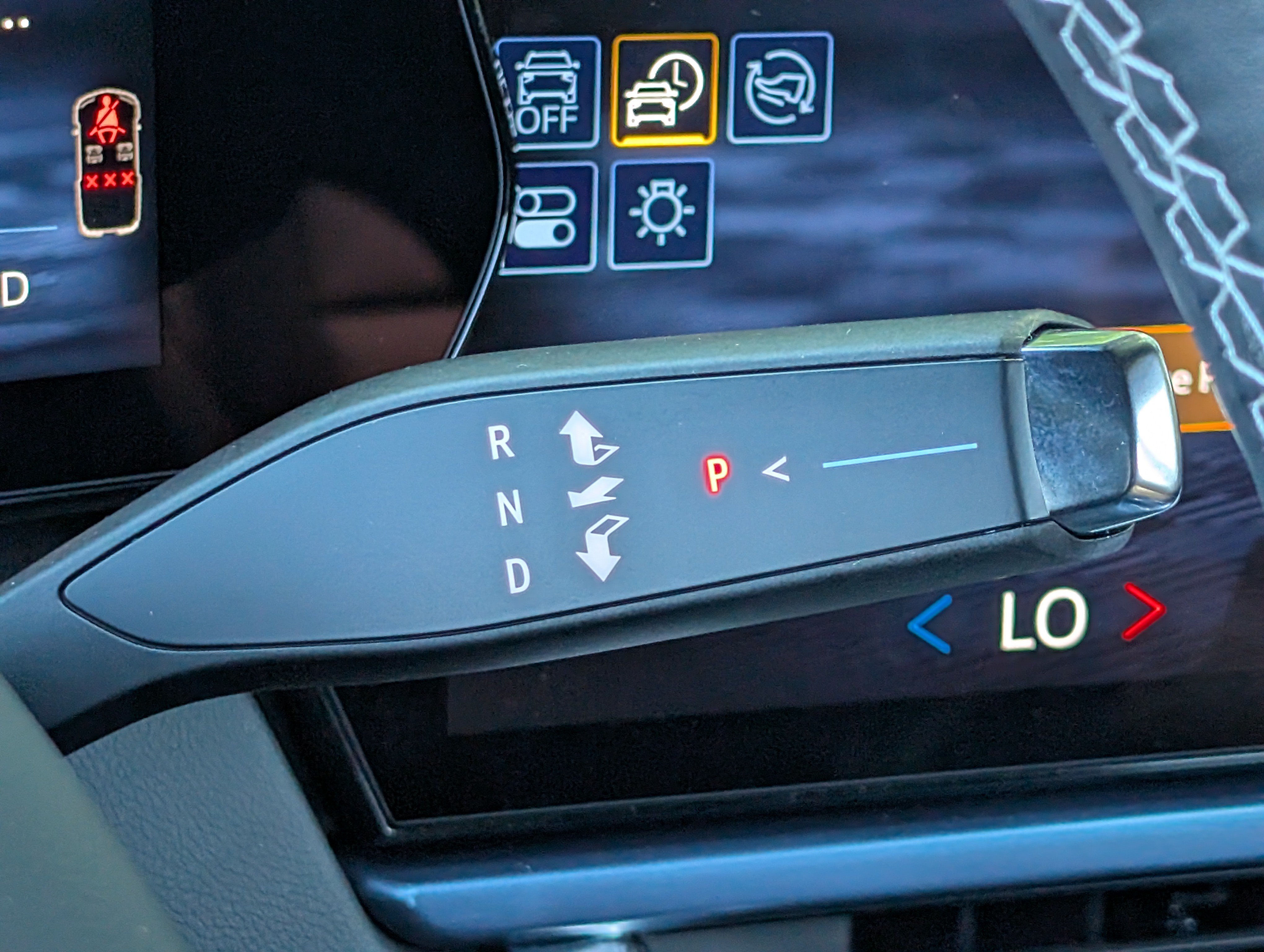 Used 2024 Chevrolet Equinox EV LT w/ LPO, Blackout Package FWD image 31