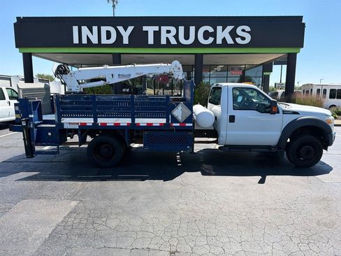Used 2015 Ford F550 4x4 Regular Cab Super Duty image 2