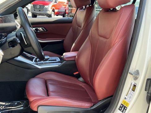 Used 2023 BMW 330i xDrive Sedan w/ Premium Package image 11