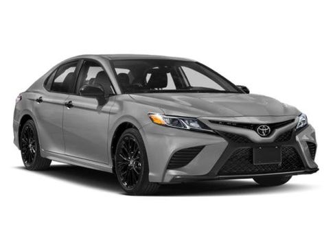 Used 2020 Toyota Camry SE image 9