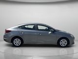 Used 2019 Hyundai Elantra SE image 2