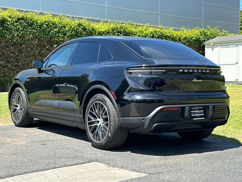 Certified 2025 Porsche Macan Electric RWD image 3