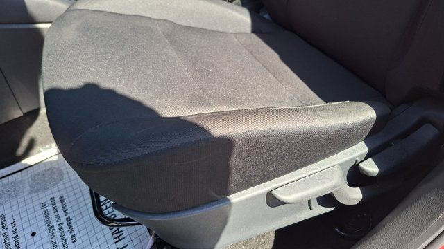 Certified 2025 Nissan Kicks Play S FWD image 18