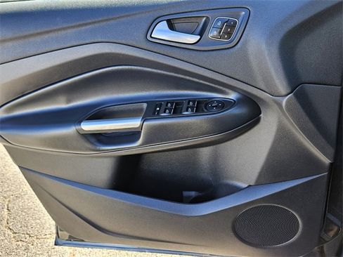 Used 2019 Ford Escape Titanium w/ U9j03 - Titanium Tow Package image 29