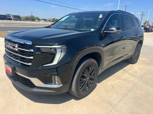 Used 2024 GMC Acadia Elevation w/ Luxury Package FWD image 3