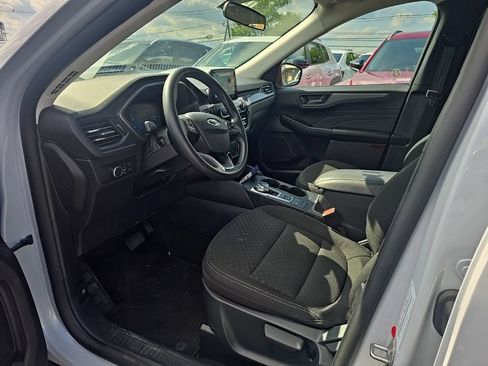 Used 2025 Ford Escape Active AWD/4WD image 6