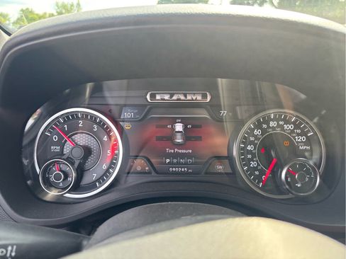 Used 2021 RAM 1500 Big Horn AWD/4WD image 10