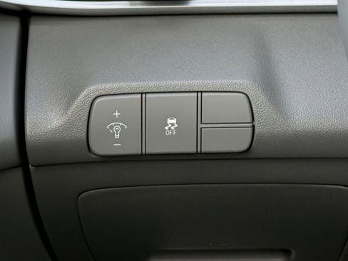 New 2026 Hyundai Elantra Sport w/ Cargo Package image 17