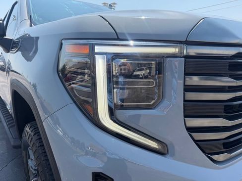 Used 2024 GMC Sierra 1500 AT4 w/ Technology Package AWD/4WD image 20