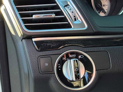 Used 2017 Mercedes-Benz E 400 4MATIC Coupe image 19