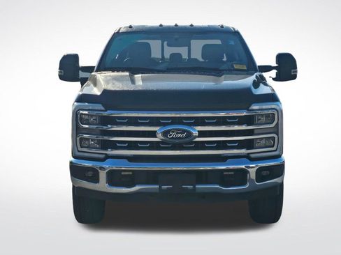 Used 2023 Ford F350 Lariat w/ Snow Plow Prep Package AWD/4WD image 4