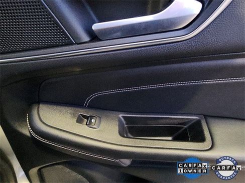 Certified 2022 Ford Edge Titanium image 32