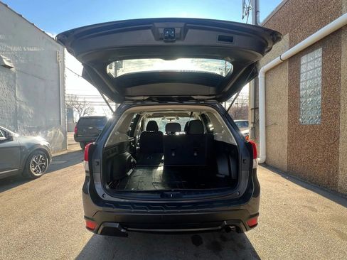 Used 2019 Subaru Forester Premium w/ All-Weather Package image 9