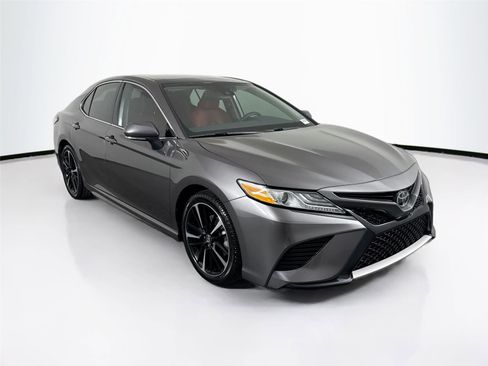 Certified 2020 Toyota Camry XSE image 9