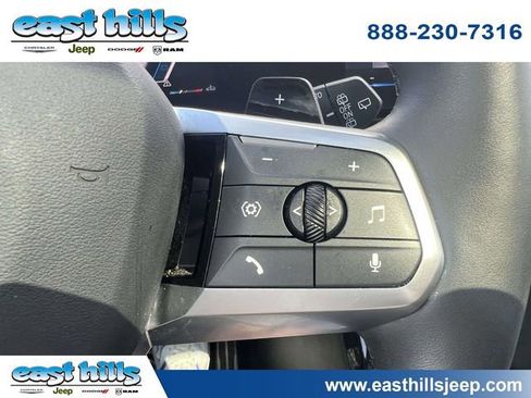 Used 2025 BMW X1 xDrive28i AWD/4WD image 26