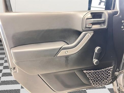 Used 2014 Jeep Wrangler Unlimited Sport w/ Connectivity Group image 14