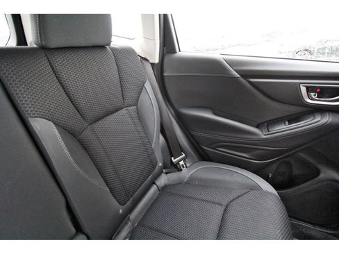 Used 2023 Subaru Forester Premium AWD/4WD image 11