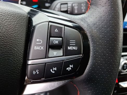 Used 2023 Ford Explorer ST-Line image 21