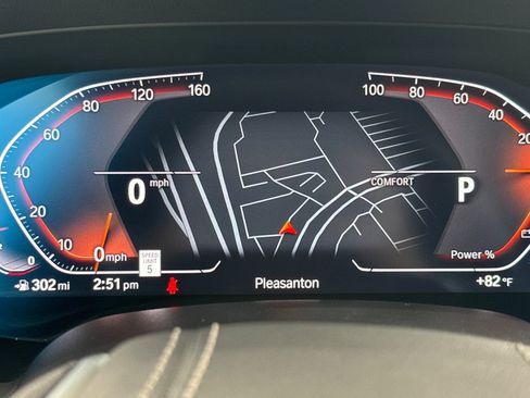 Used 2023 BMW X5 xDrive40i w/ Premium Package AWD/4WD image 39