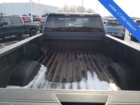 Used 2020 Chevrolet Silverado 2500 Custom w/ Custom Value Package image 20