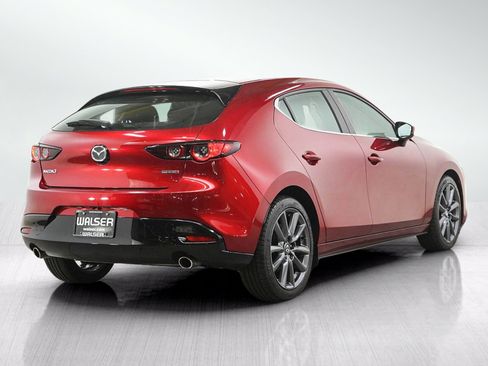 Used 2021 MAZDA MAZDA3 s FWD image 5