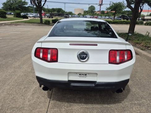 Used 2012 Ford Mustang GT RWD image 7