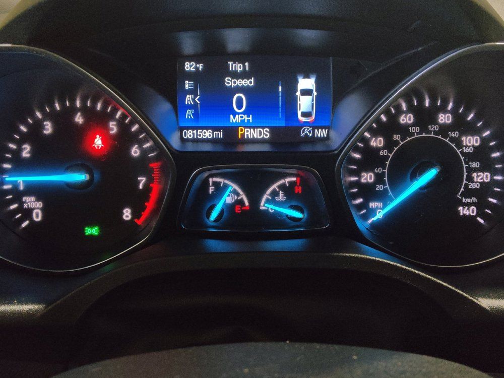 Used 2018 Ford Escape SE w/ SE Sync 3 Package AWD/4WD image 23