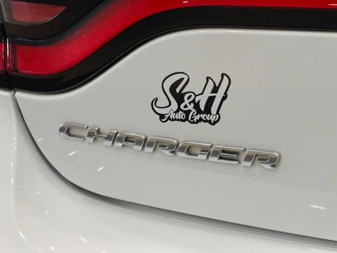 Used 2022 Dodge Charger SXT RWD image 44