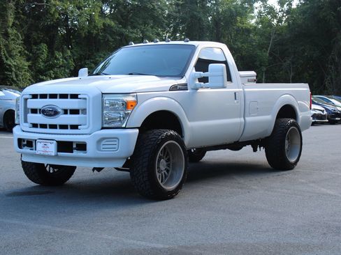 Used 2016 Ford F250 XL RWD image 4