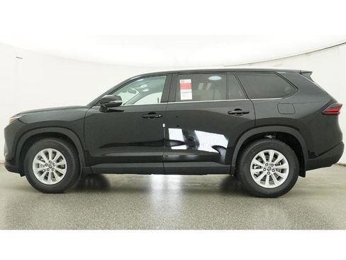 New 2026 Toyota Grand Highlander XLE image 19