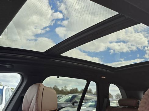 New 2026 BMW X5 xDrive40i w/ Executive Package image 26