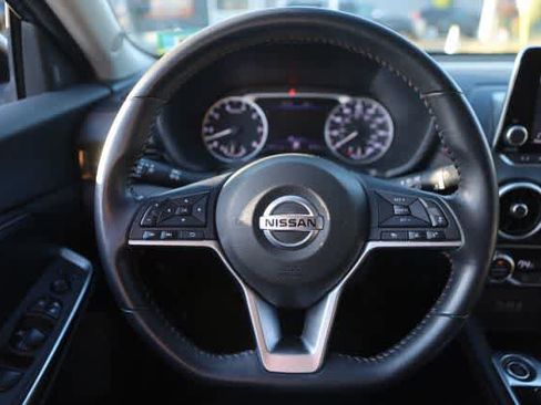 Used 2020 Nissan Sentra SR image 14