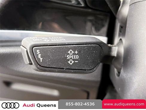 Used 2023 Audi Q3 2.0T Premium w/ Convenience Package image 28