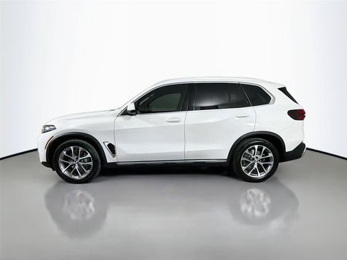 New 2026 BMW X5 xDrive40i w/ Climate Comfort Package AWD/4WD image 8