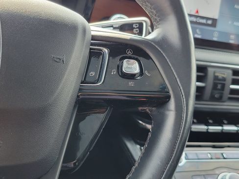 Used 2022 Lincoln Corsair Reserve AWD/4WD image 16