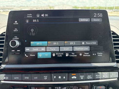 Used 2026 Honda Odyssey EX-L image 12