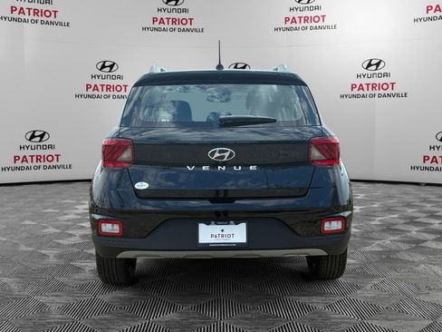 New 2026 Hyundai Venue SEL image 4