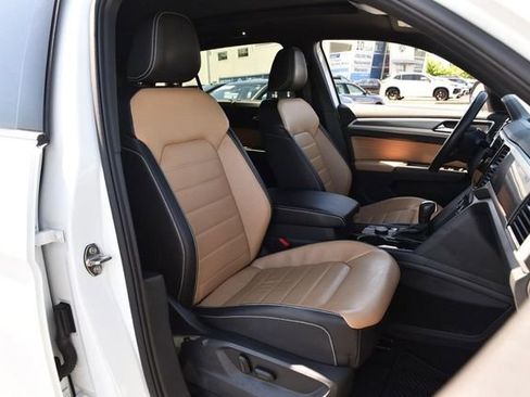 Used 2023 Volkswagen Atlas Cross Sport SEL Premium R-Line image 20