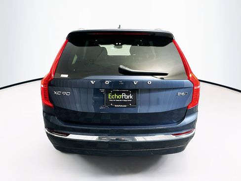 Used 2025 Volvo XC90 B6 Plus image 7