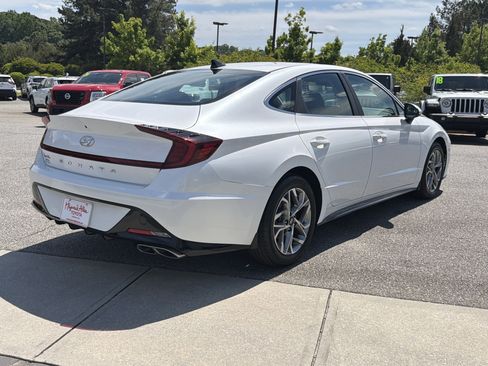 Used 2022 Hyundai Sonata SEL FWD image 17