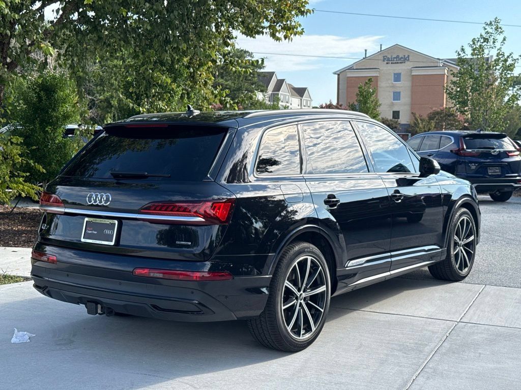 Used 2021 Audi Q7 3.0T Prestige w/ Prestige Package AWD/4WD image 5