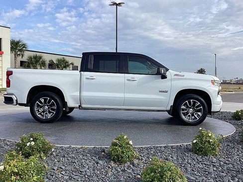 Used 2022 Chevrolet Silverado 1500 RST image 4