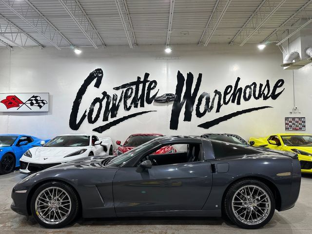 Used 2009 Chevrolet Corvette Coupe RWD image 2