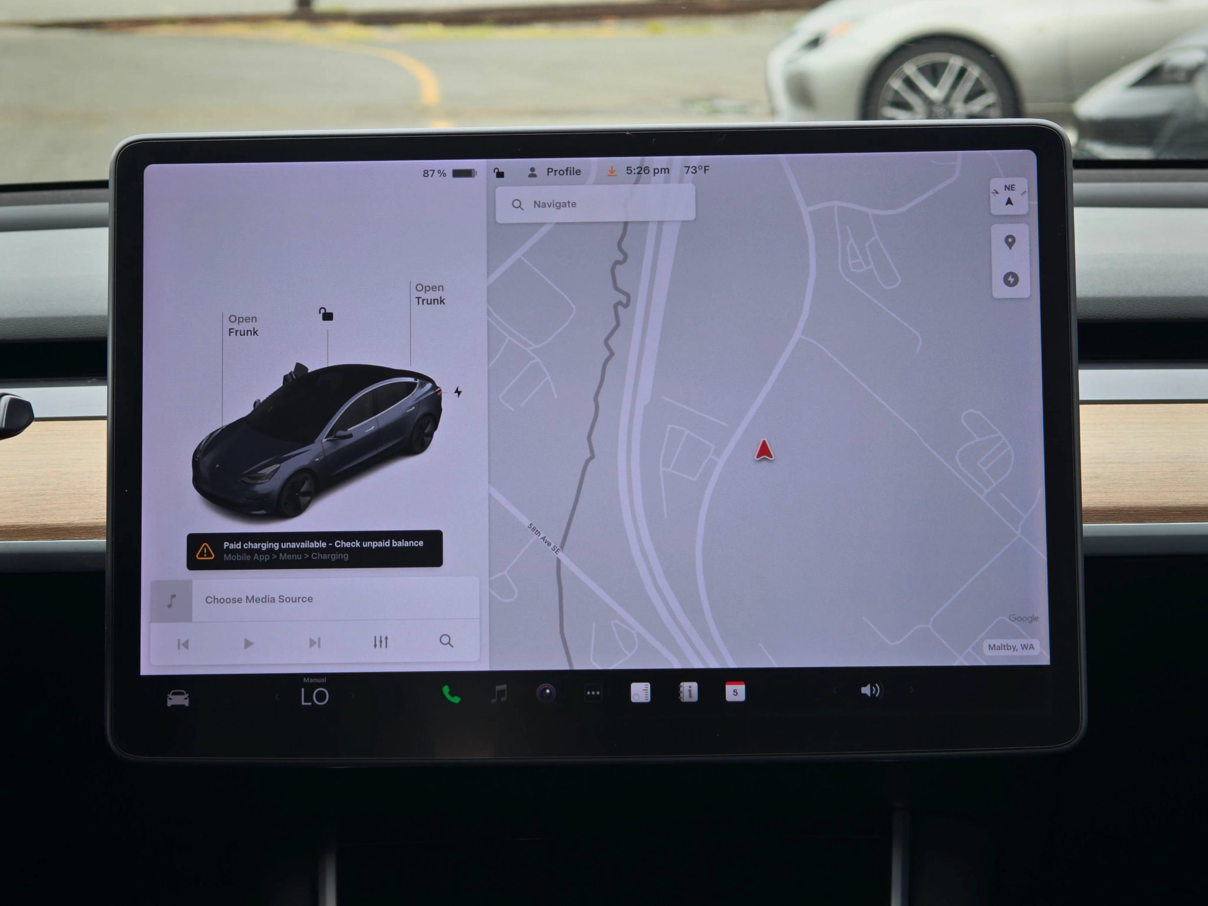 Used 2018 Tesla Model 3 Long Range RWD image 3