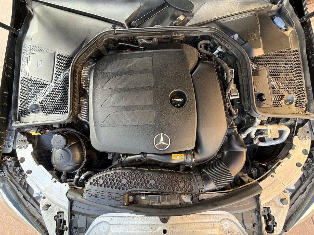 Used 2020 Mercedes-Benz C 300 Sedan image 37