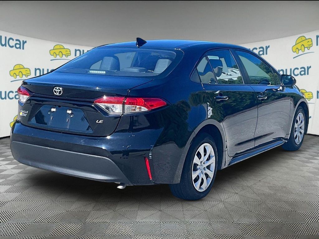 Used 2024 Toyota Corolla LE FWD image 6