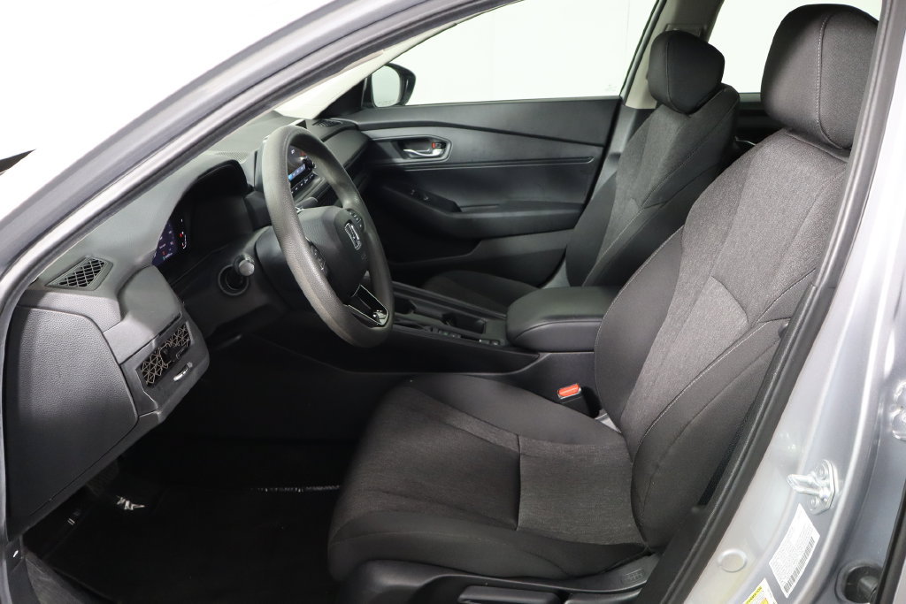 Used 2025 Honda Accord LX image 14