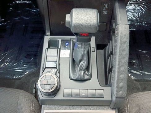 Used 2025 Toyota 4Runner TRD Off-Road AWD/4WD image 10