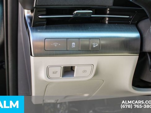 Used 2024 Hyundai Kona Limited AWD/4WD image 31