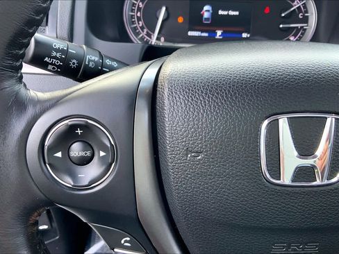 Used 2019 Honda Ridgeline RTL image 23